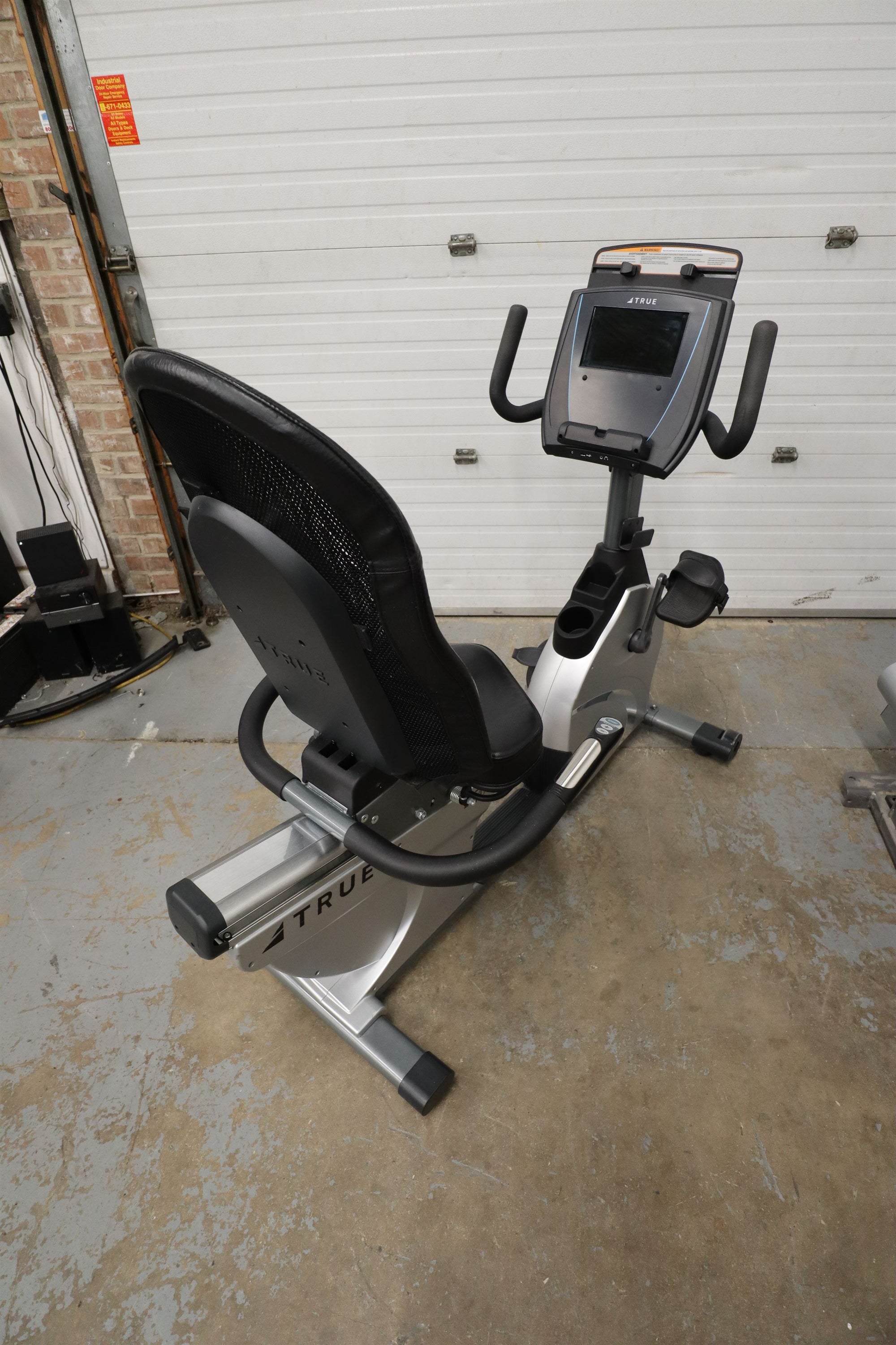 Used True Fitness ES700 RES700-19 Recumbent Stationary Bike