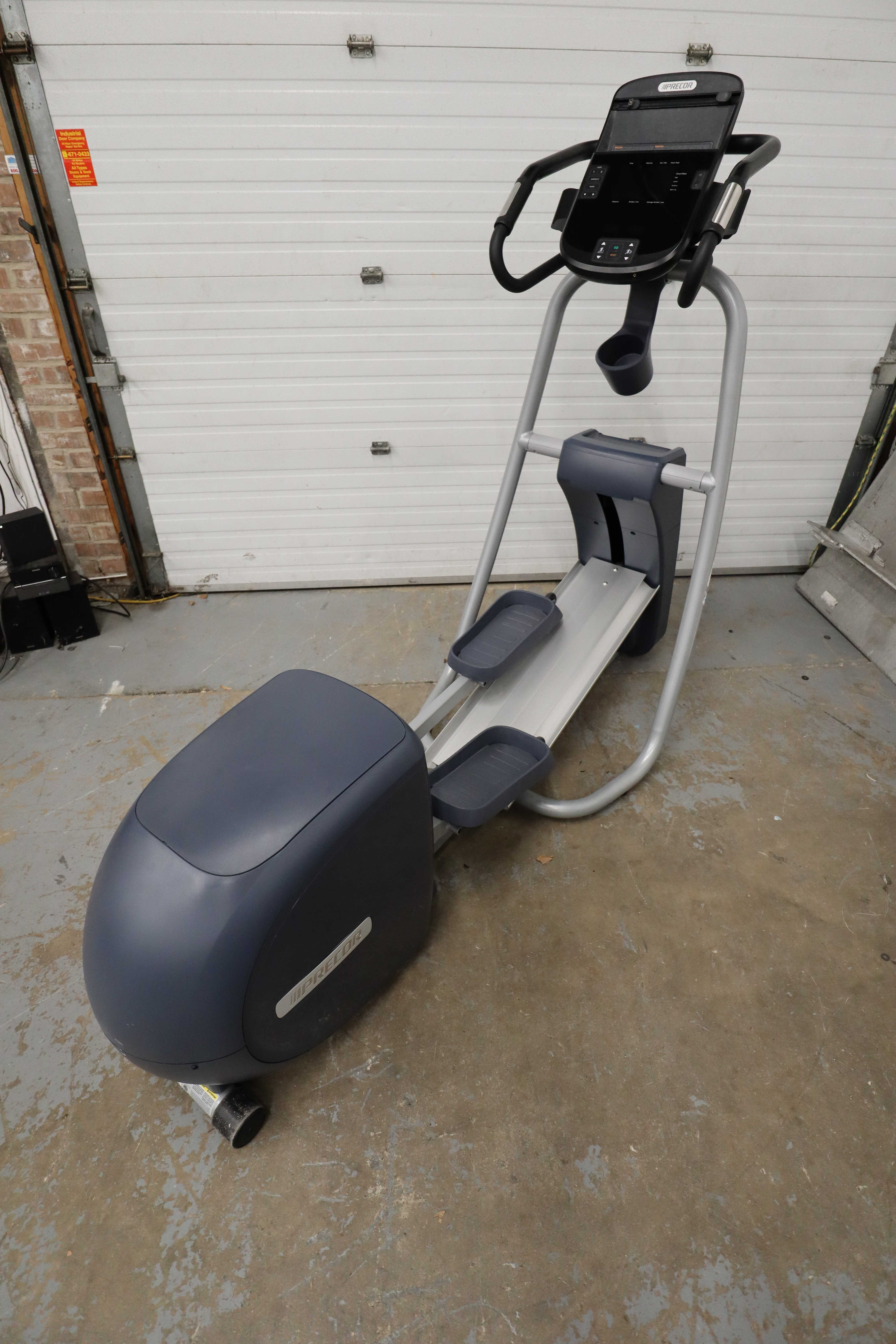 Used Precor EFX 423 AJXF Adjustable Inline Elliptical