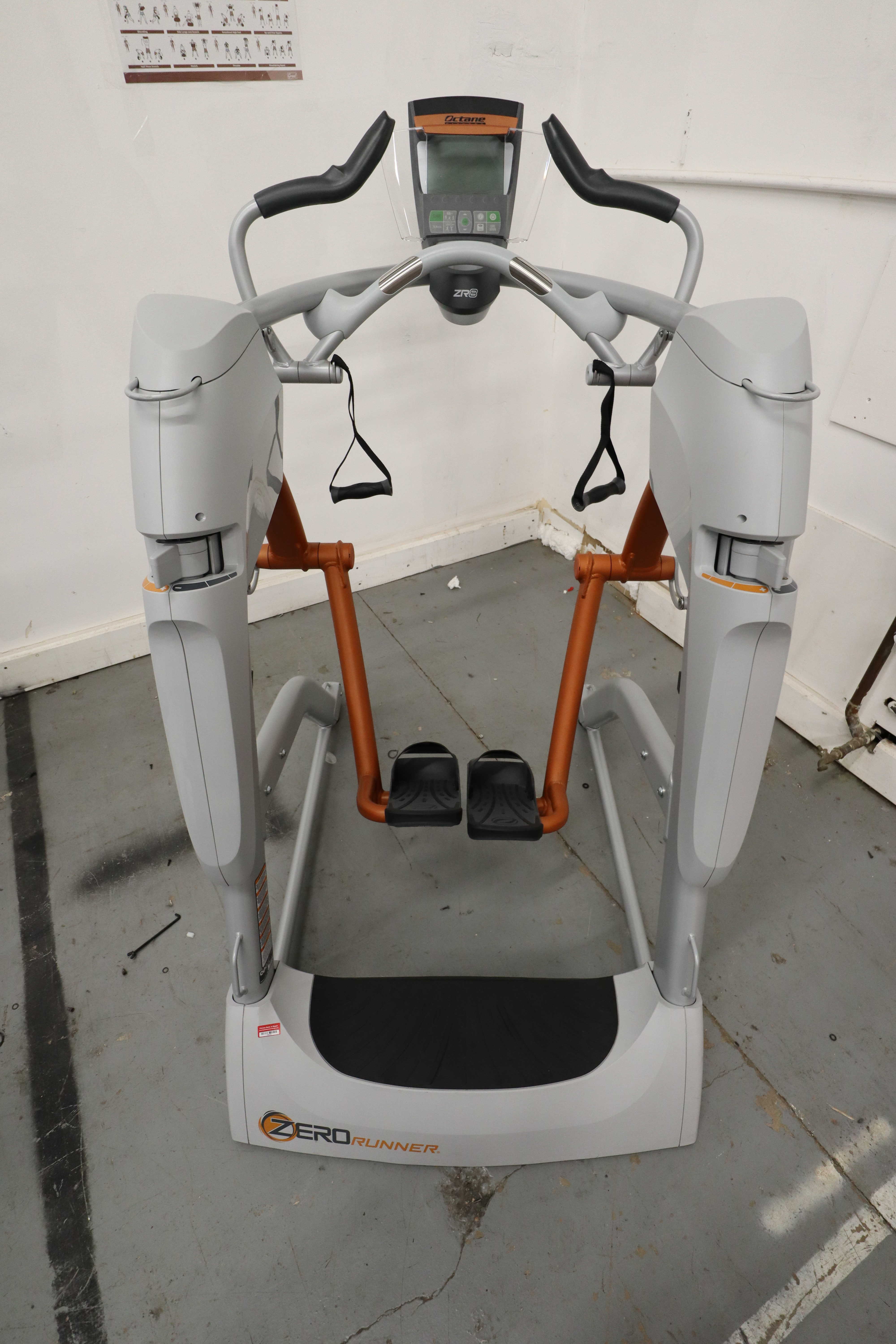 Used Octane Fitness ZR8 Zero Runner F1706M Adjustable Stride Elliptical