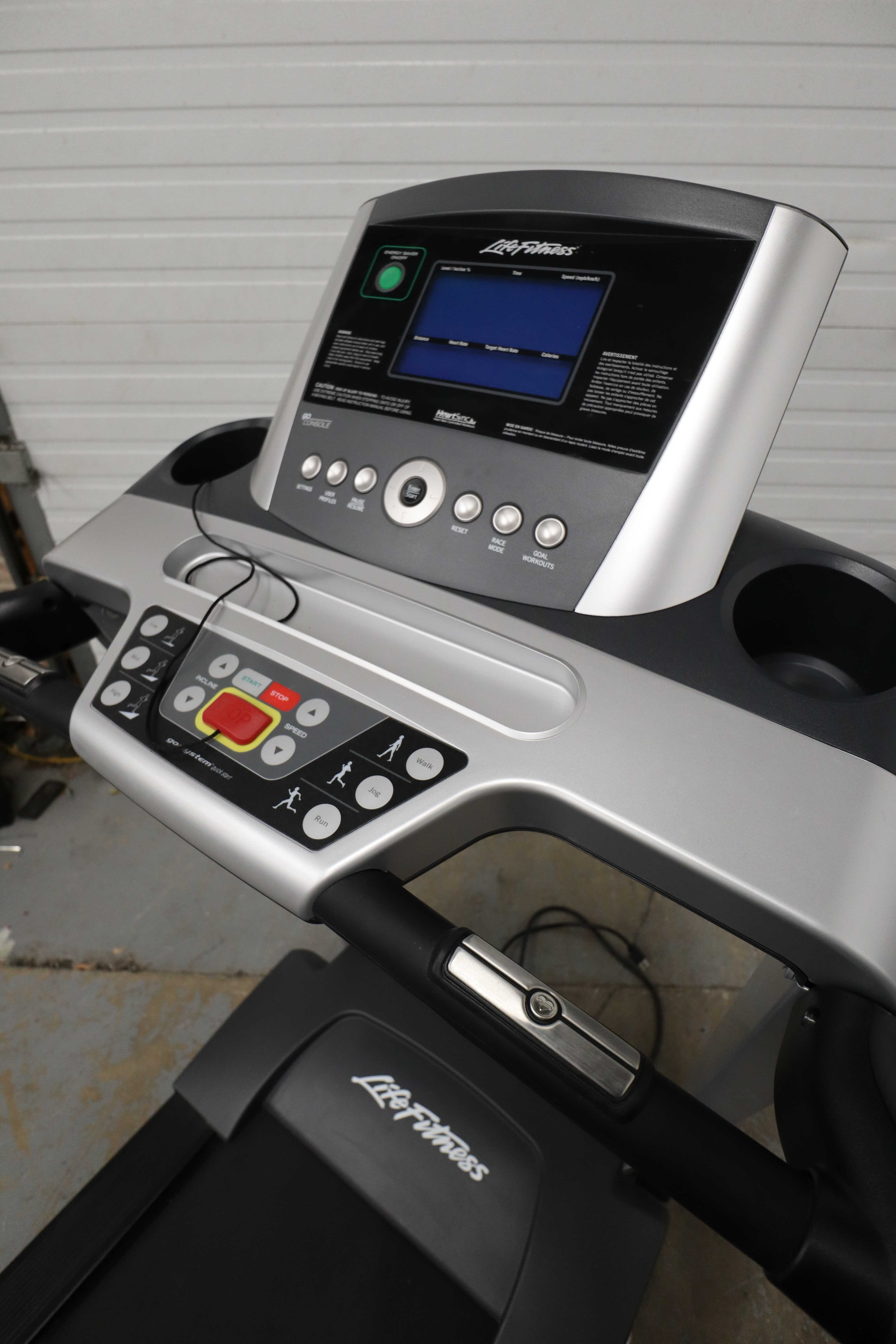 Used Life Fitness F3 W/Go Console F30718 Folding Treadmill