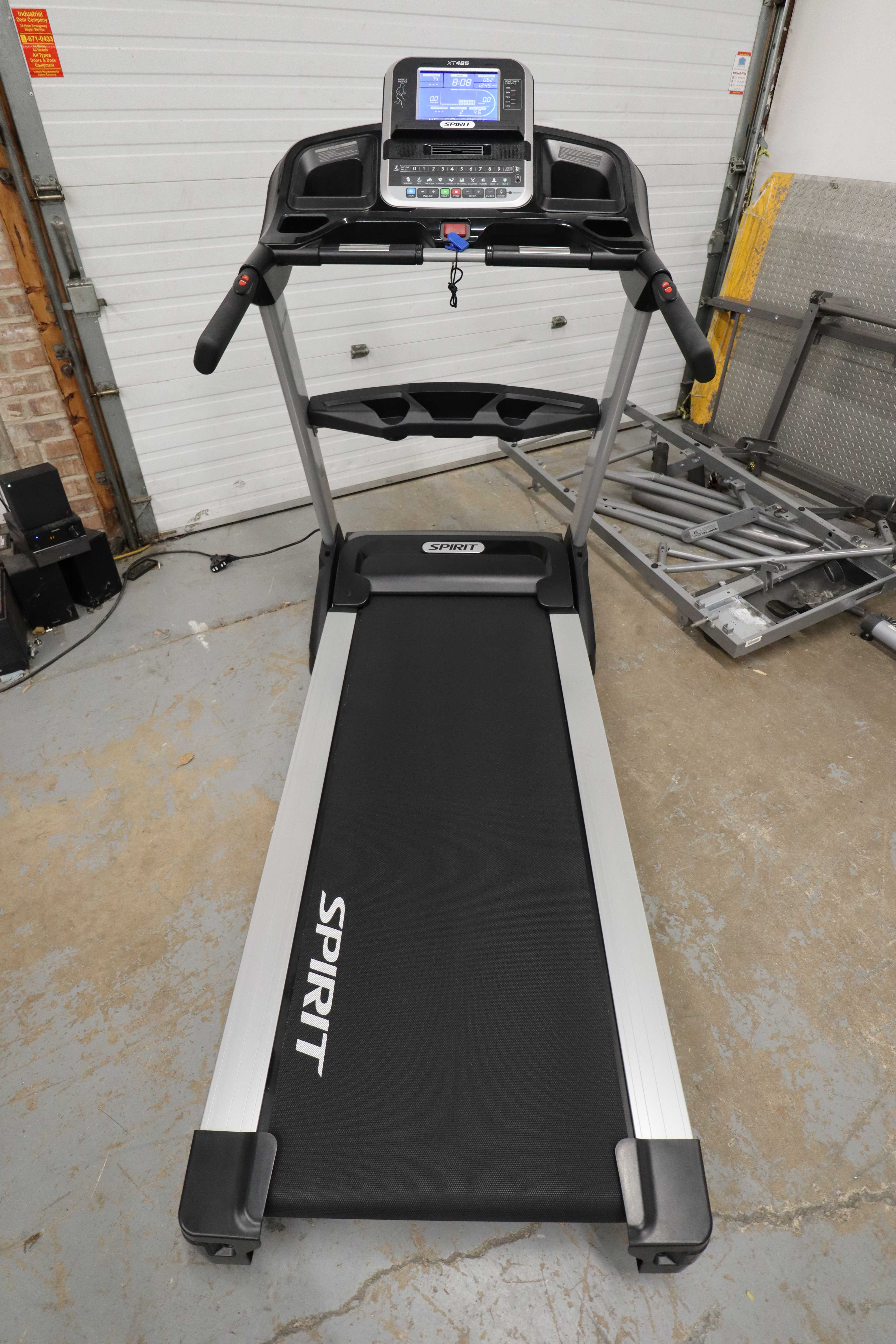 Used Spirit Fitness XT485 485815 Folding Treadmill
