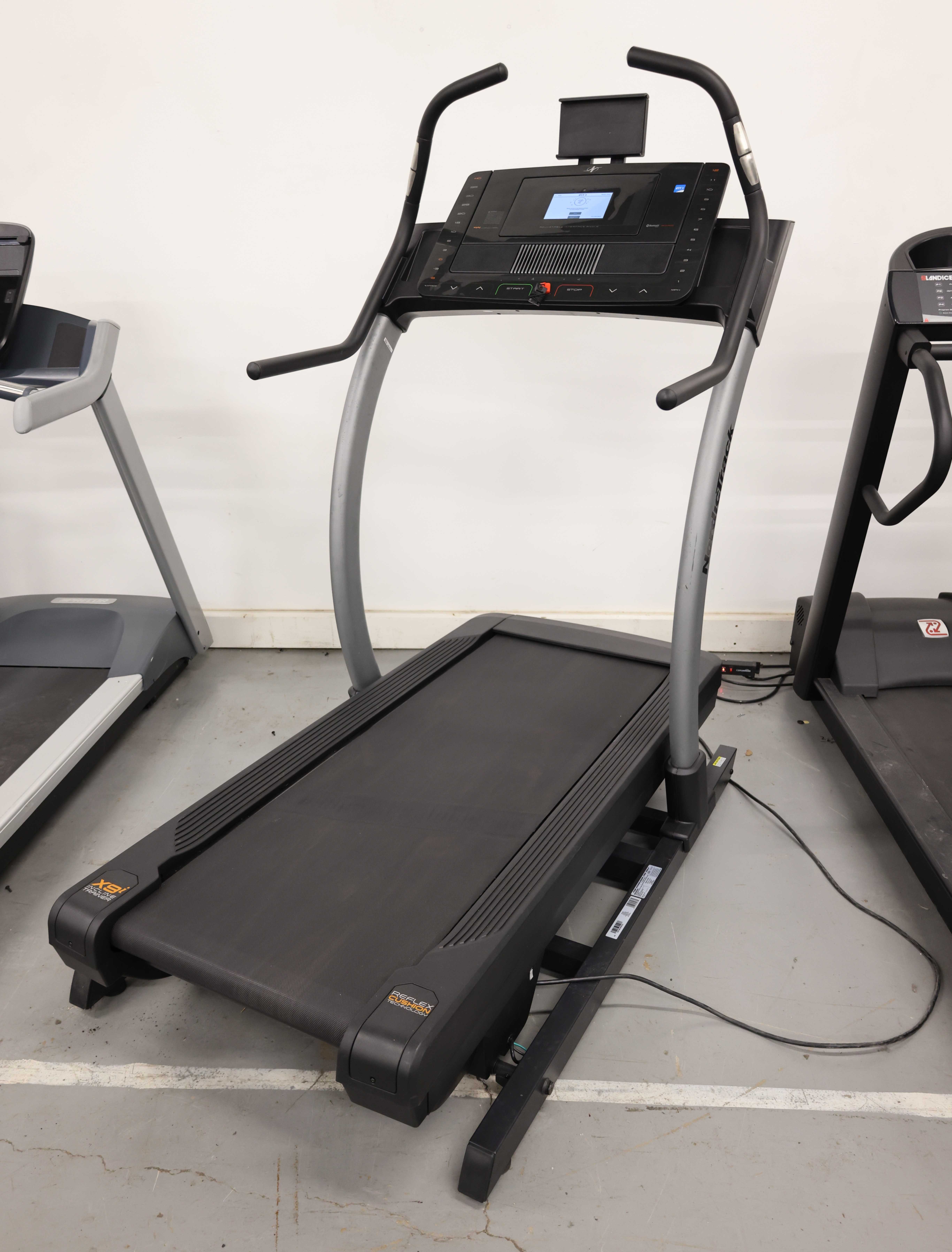 Used NordicTrack X9i Interactive Incline Trainer NTL201160 Folding Treadmill