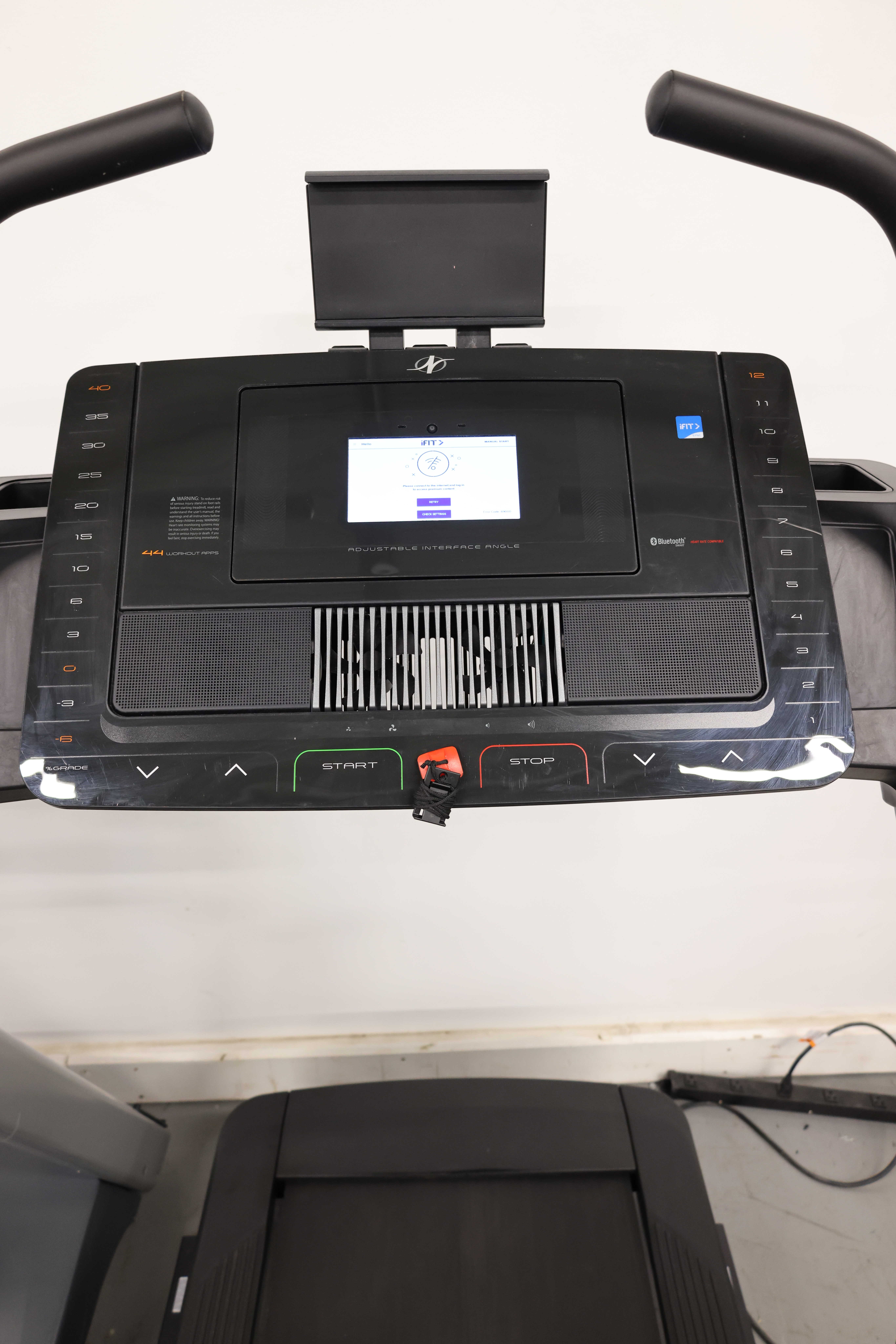 Used NordicTrack X9i Interactive Incline Trainer NTL201160 Folding Treadmill