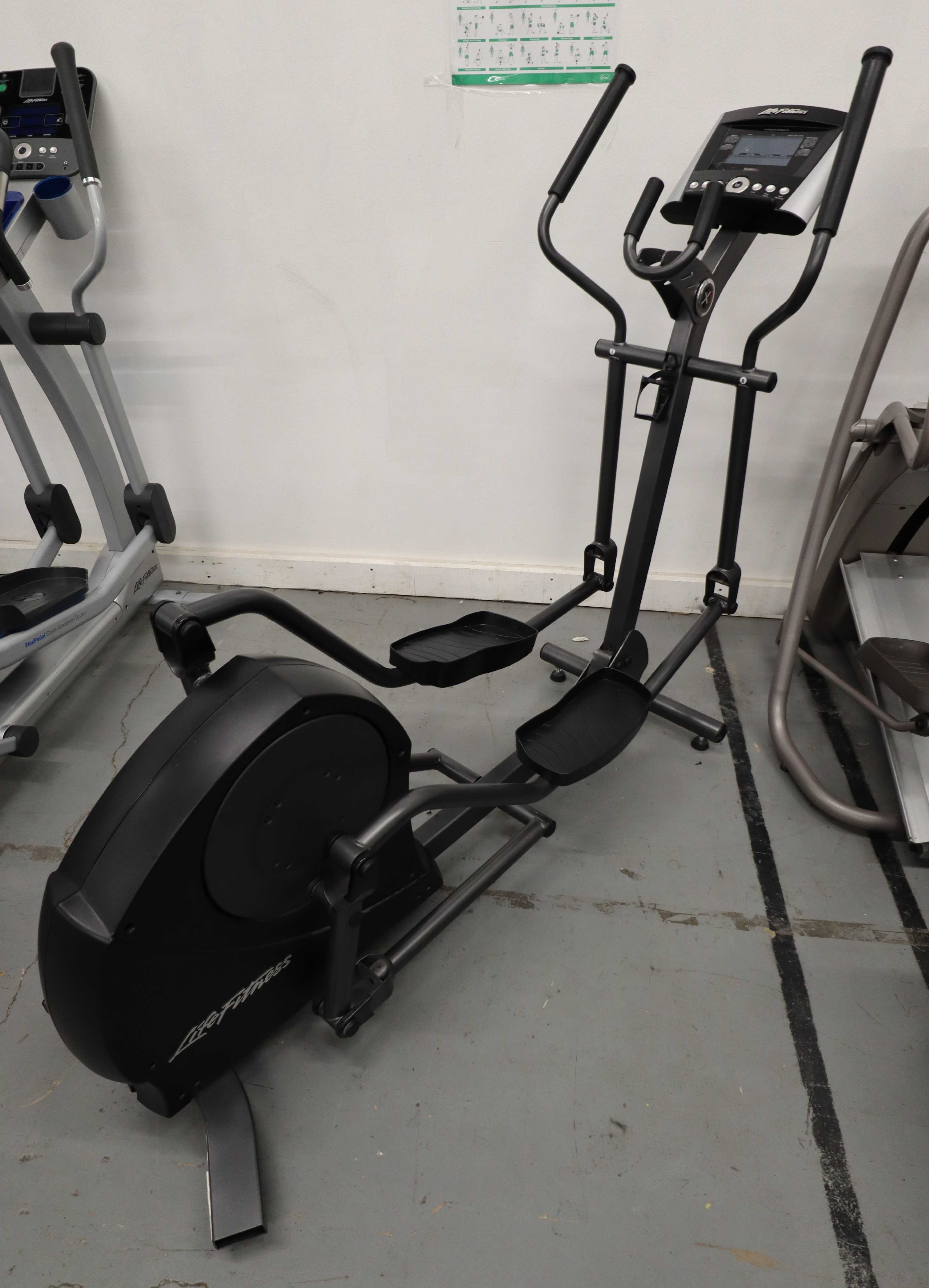 Used Life Fitness X1 With Advance Console X1-XX00-0103 Elliptical